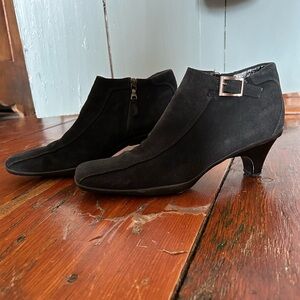 Prada kitten-ish heel bootie size 40